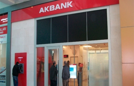 Akbank'tan 2.4 milyar lira net kâr!