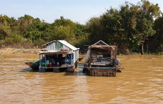 Yüzen evler mi yüzen hayaller mi?