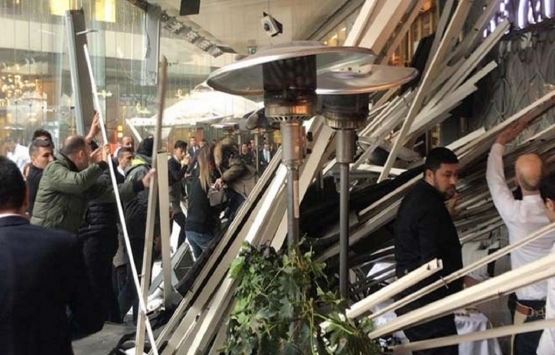 Zorlu Center'den çatısı çöken kafe hakkında açıklama!