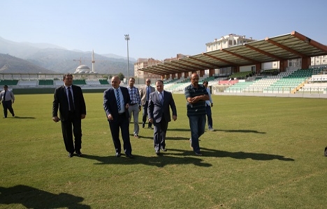 Manisa Mümin Özkasap Stadı yenilendi!