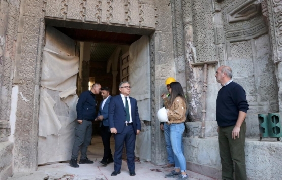 Tarihi Sungurbey Camisi nde restorasyon çalışmalarının yüzde 60 ı tamam!