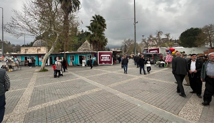 Kahramanmaraş ta esnaf için inşa edilen geçici iş yerlerinin yüzde 92 si teslim edildi!