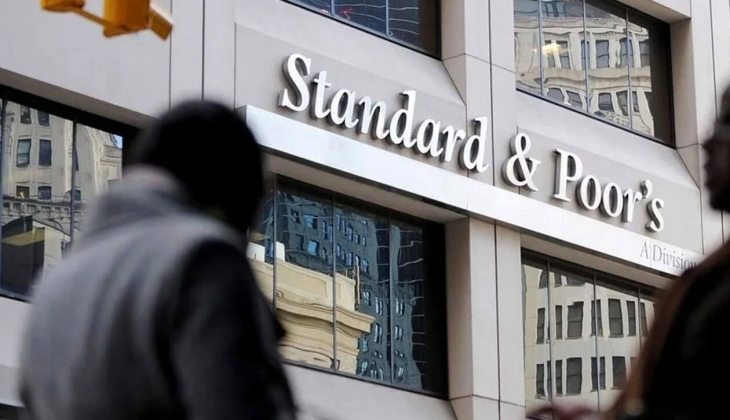 Türkiye nin kredi notu teyit edildi! Görünümü negatife çevirdi