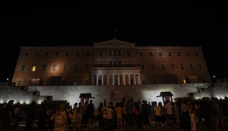 Kamu binalarının ışıkları sönüyor! Enerji tasarrufunda yeni önlemler!