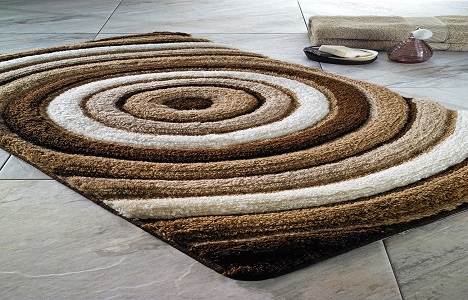 Confetti Efes'i banyolara taşıyor!