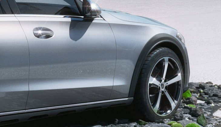 Mercedes-Benz C-Serisi’ni görünce şok olacaksınız! İşte 22 Eylül 2022 fiyat listesi...