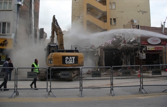 Vehbi Aluçlu dan bina girişlerine deprem dayanım raporları asılsın önerisi!