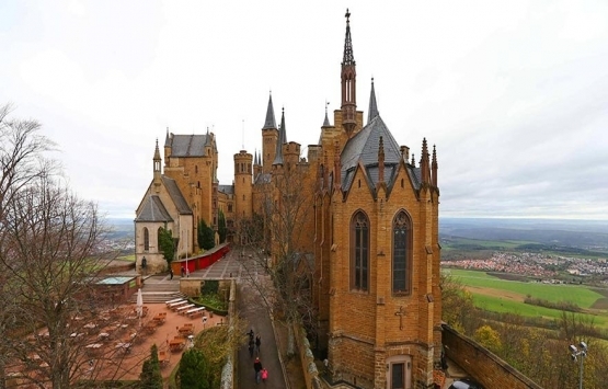 Hayaletli olduğuna inanılan Almanya daki Hohenzollern Kalesi!