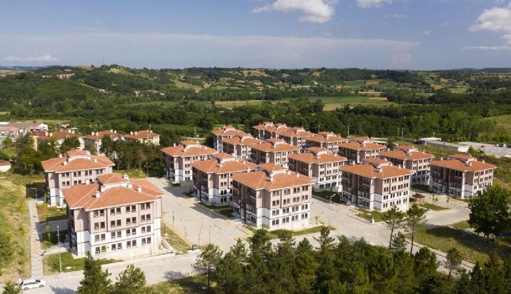 TOKİ’den uygun fiyatlı konut, işyeri ve arsa müjdesi: 81 ilde geçerli olacak! TOKİ başvuru şartları neler?