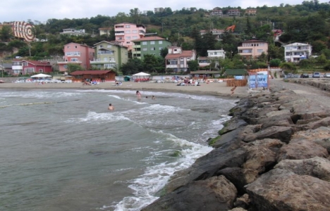 Trabzon Yomra’daki sahil tesisleri yıkılıyor!