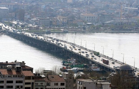 Atatürk Köprüsü 29 Mart'ta yaya ve araç trafiğine kapanacak!