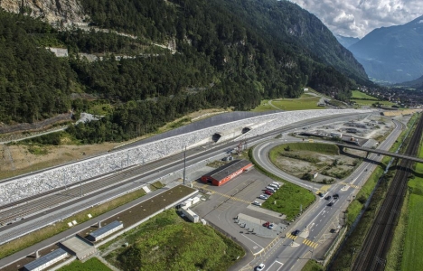 Gotthard Base Tüneli açıldı!