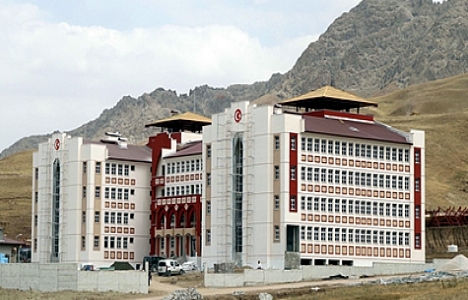 TOKİ 50 okul ve 20 kampüs inşa etti!