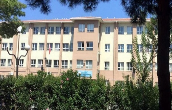 Avcılar'da binaları riskli bulunan 2 okul tatil edildi!