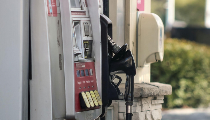 Benzine yarın tam bu kadar indirim geliyor! Sürücülere son dakika müjdesi!