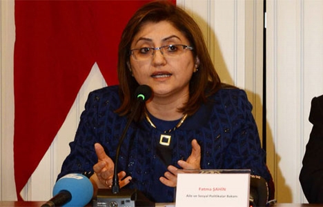  Fatma Şahin: Kentsel dönüşümün üzerine gitmeliyiz!