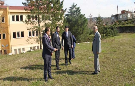 Giresun Piraziz'e yapılacak spor salonu arazisini incelendi!