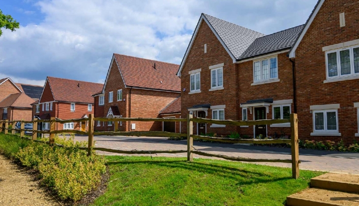 İngiltere Hareshill’de 485 bin sterlinden başlayan fiyatlarla!