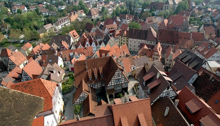 Almanya'da kira krizi büyüyor! Kira gideri hane gelirinin yarısına yaklaştı!