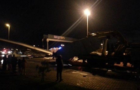 Ispartakule Bizimevler Köprüsü çöktü!