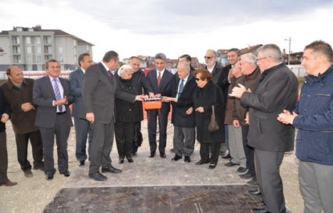 Bolu İzzet Baysal Ortaokulu'nun temeli atıldı!