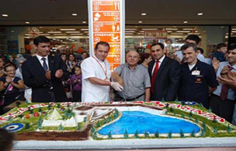 Özdilek Alışveriş Merkezi 16. yaşını kutluyor!