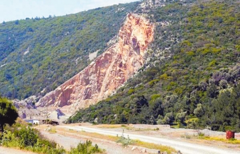 İzmir Urla'da taş ocakları kapatılıyor!