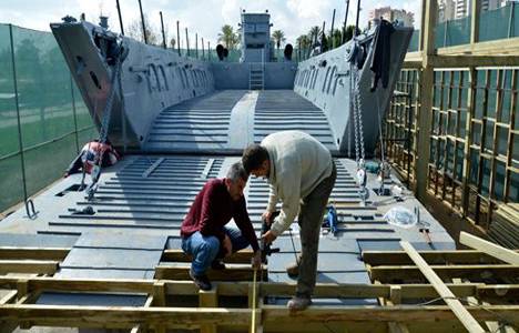 Adana'da çıkarma gemisi müze oluyor!