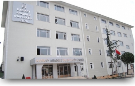 Kadıköy Anadolu İmam Hatip Lisesi'nin yanındaki arazi imara mı açıldı?