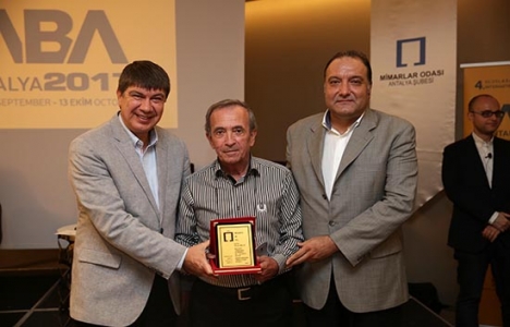 Menderes Türel: Lara Temalı Park alanına talibiz!