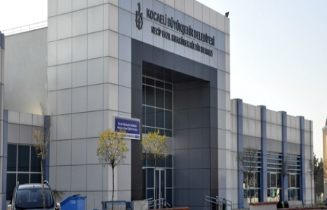 Kartepe kültür merkezi onarılıyor!