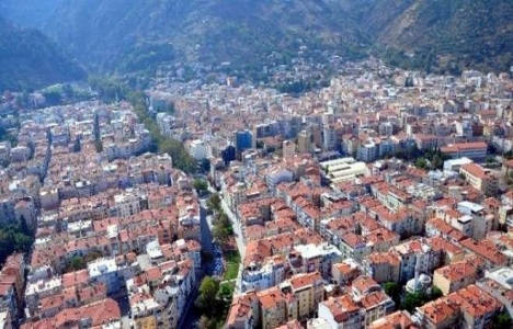 Manisa Yunusemre'de 60 milyon TL'ye satılık arsa!