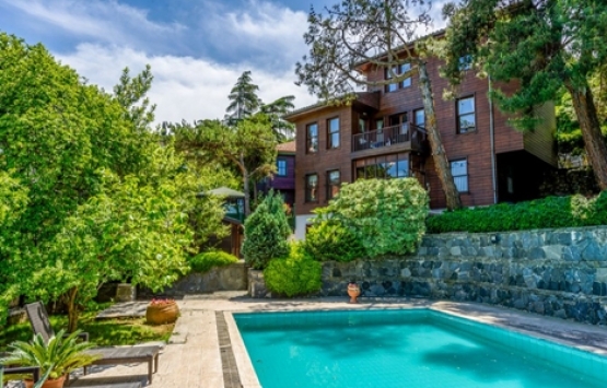 Çengelköy de 23 milyon TL ye satılık köşk!