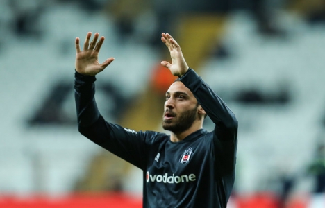 Cenk Tosun'un Liverpool'daki şatosu bile hazır!