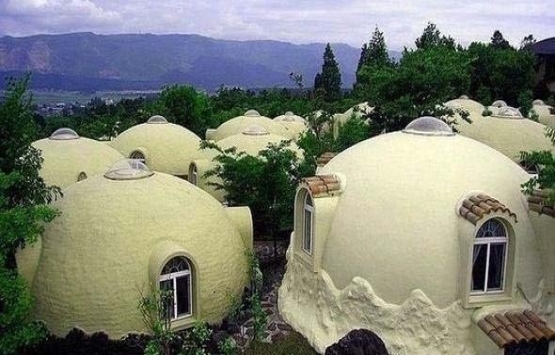 2 saatte inşa edilen bu evler 300 yıl dayanıyor!