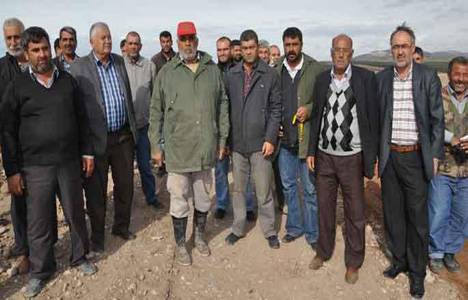 Reyhanlılılar sınırda ev yapımına karşı çıkıyor!