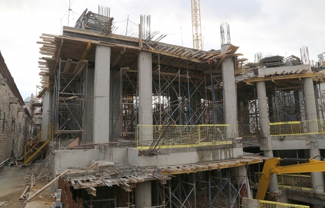 Taksim'deki caminin ana taşıyıcıları tamamlandı!