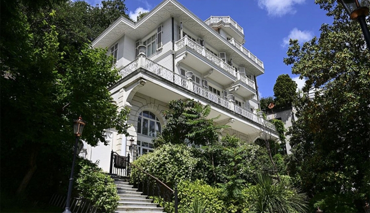 Koza-İpek Holding e ait yalı 1,1 milyar TL ye Oyak Çimento ya satıldı!