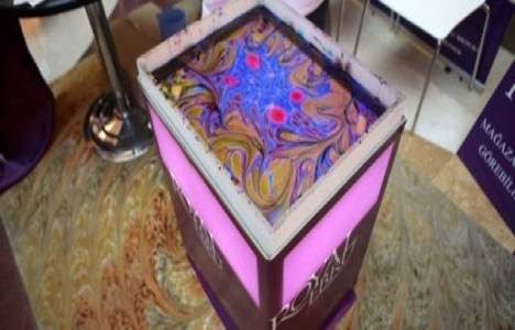 Royal Halı, geleneksel ebru sanatını halılara taşıdı!