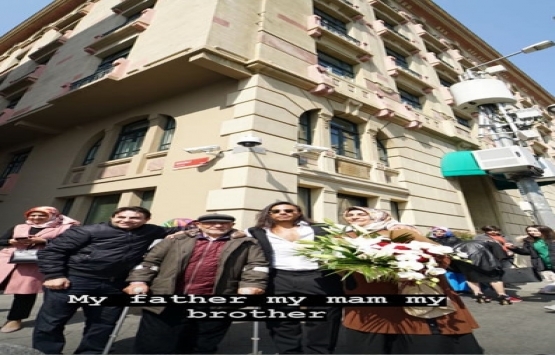 Nusret ten Park Hyatt otelinin önünde ilk poz!