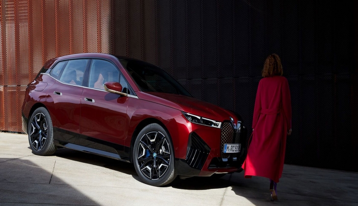 Göz alıcı, yenilikçi bir SUV! Yeni BMW iX3 30 Ağustos 2022 fiyat listesi..