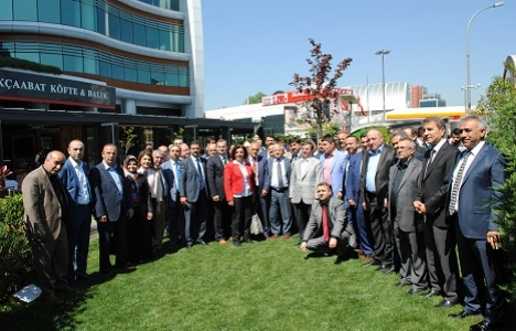 İdris Güllüce M’expo projesine destek verdi!