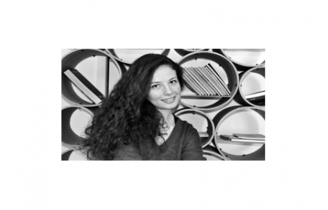 Deniz Kızık kimdir?