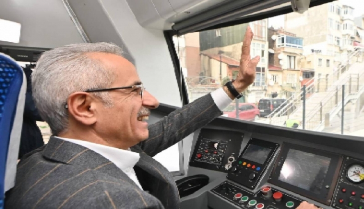 Bakan Uraloğlu açıkladı! Yeni YHT hattı devreye giriyor! 