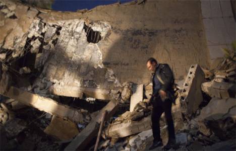 Kaddafi'nin karargahı eğlence parkı olacak!