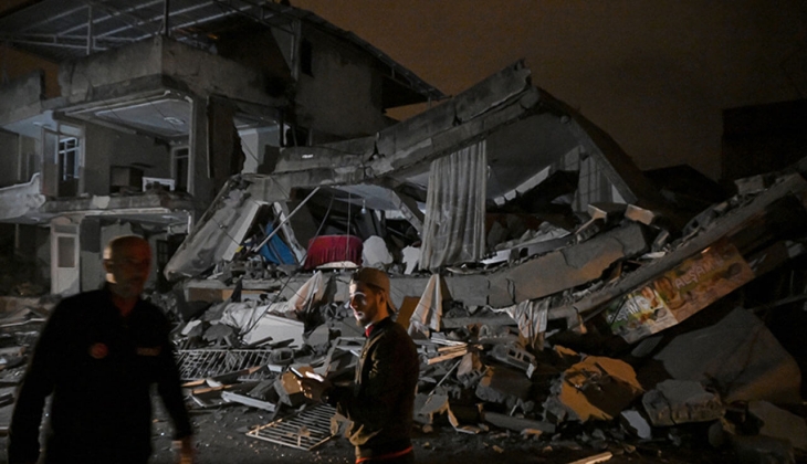 Deprem uzmanından çarpıcı açıklama: Doğu Anadolu ile Ölü Deniz kırıkları kudurdu! Konteyner evler ve çadırlarda kalın!