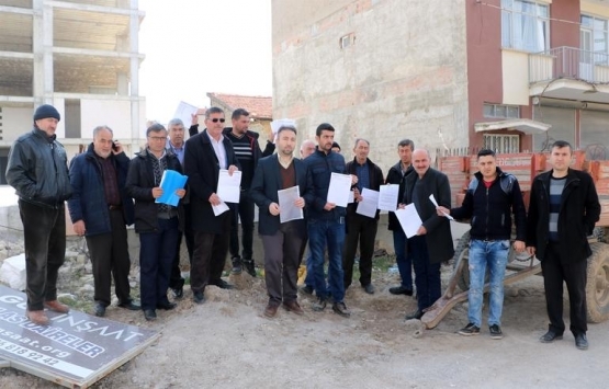 Afyonkarahisar da konut mağdurları isyan etti!