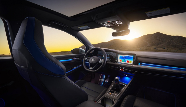 Volkswagen’ın efsane modeli Golf yenilendi. Golf R’nin fiyatı ve özellikleri neler? İşte 15 Eylül 2022 fiyat listesi