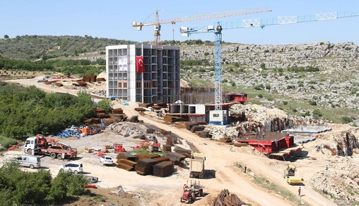 Deprem bölgesindeki konutlar için orta hasar çıkmazı: Konutlar neden güçlendirilmiyor?