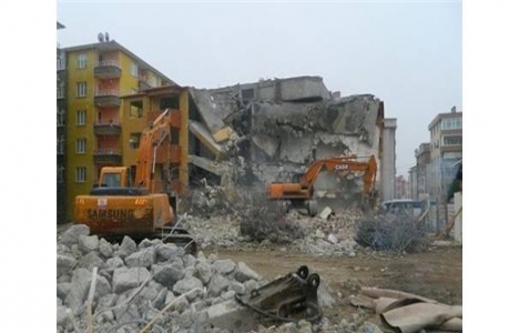 Tekirdağ'da 373 riskli bina yıkıldı!